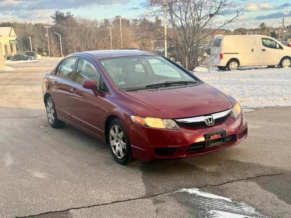 2009 Honda Civic 8th Gen - Image 2 of 13