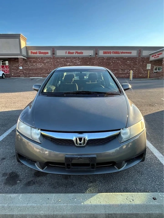 2009 Honda Civic 8th Gen - Image 6 of 9
