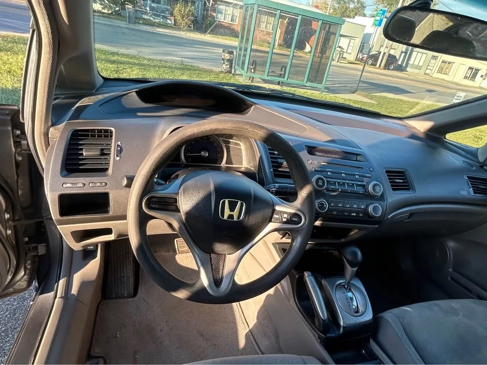2009 Honda Civic 8th Gen - Image 9 of 9