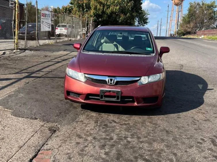 2009 Honda Civic 8th Gen - Image 2 of 8