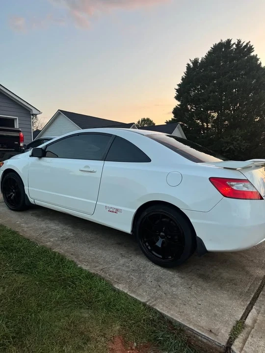 2009 Honda Civic Si 8th Gen - Image 6 of 12
