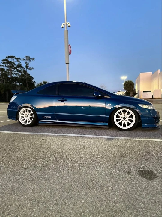 2009 Honda Civic Si 8th Gen - Image 2 of 8