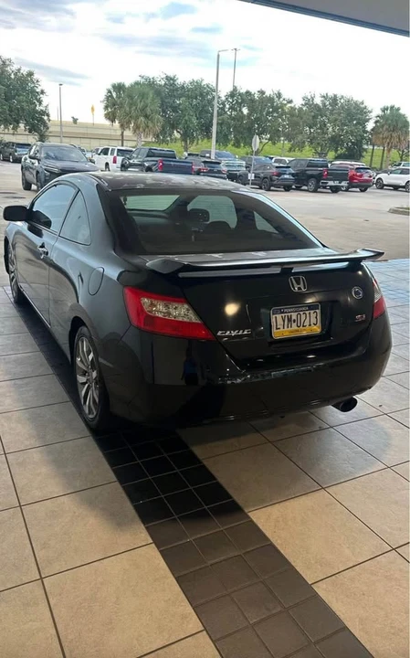 2009 Honda Civic Si 8th Gen - Image 2 of 8