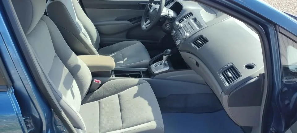 2009 Honda Civic 8th Gen - Image 7 of 15
