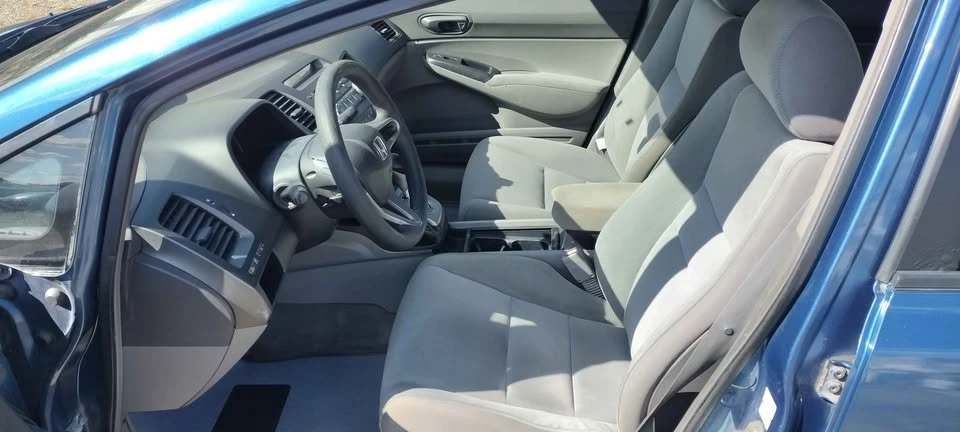 2009 Honda Civic 8th Gen - Image 5 of 15
