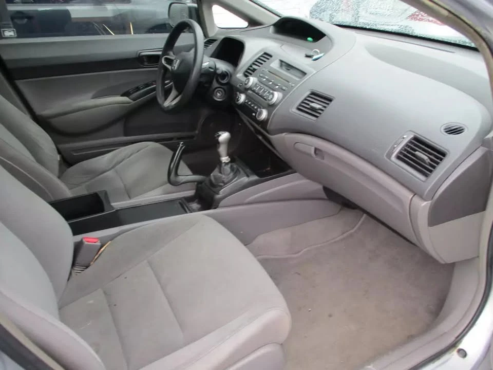 2009 Honda Civic 8th Gen - Image 11 of 12