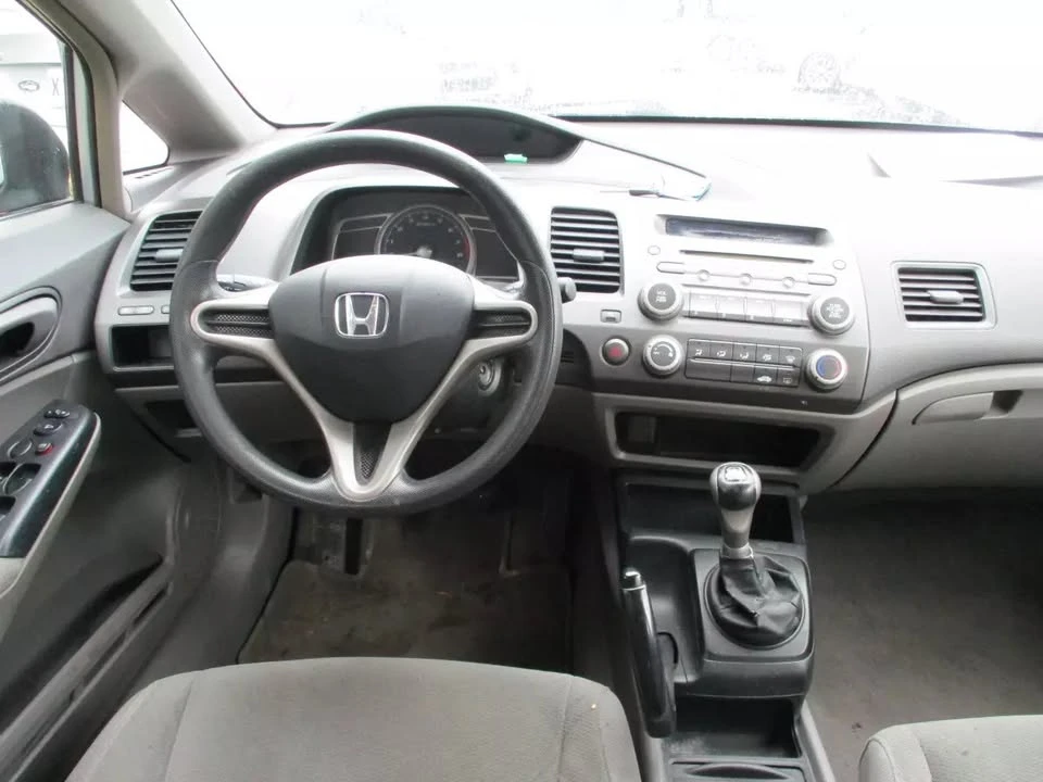 2009 Honda Civic 8th Gen - Image 5 of 12