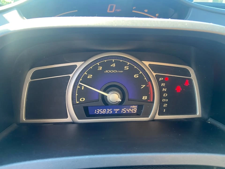 2009 Honda Civic 8th Gen - Image 4 of 11