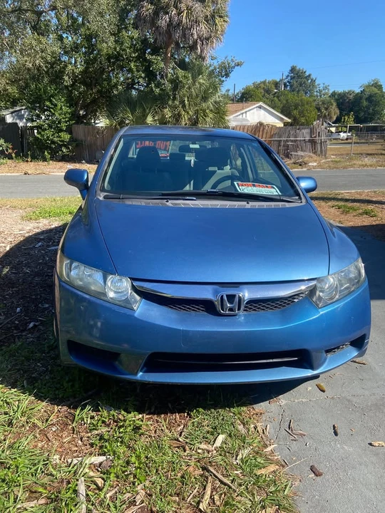 2009 Honda Civic 8th Gen - Image 2 of 11