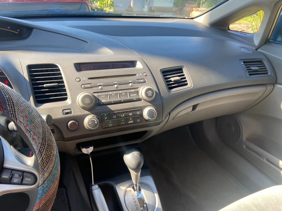 2009 Honda Civic 8th Gen - Image 6 of 11