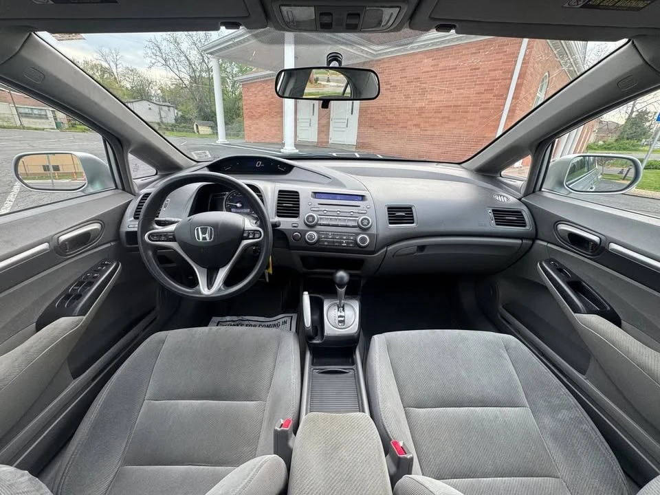 2009 Honda Civic 8th Gen - Image 14 of 19