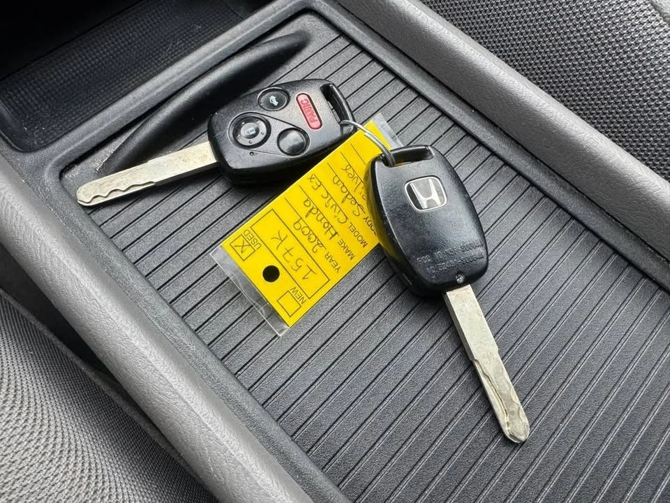 2009 Honda Civic 8th Gen - Image 18 of 19