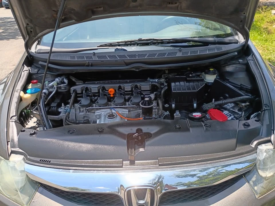 2009 Honda Civic 8th Gen - Image 17 of 18