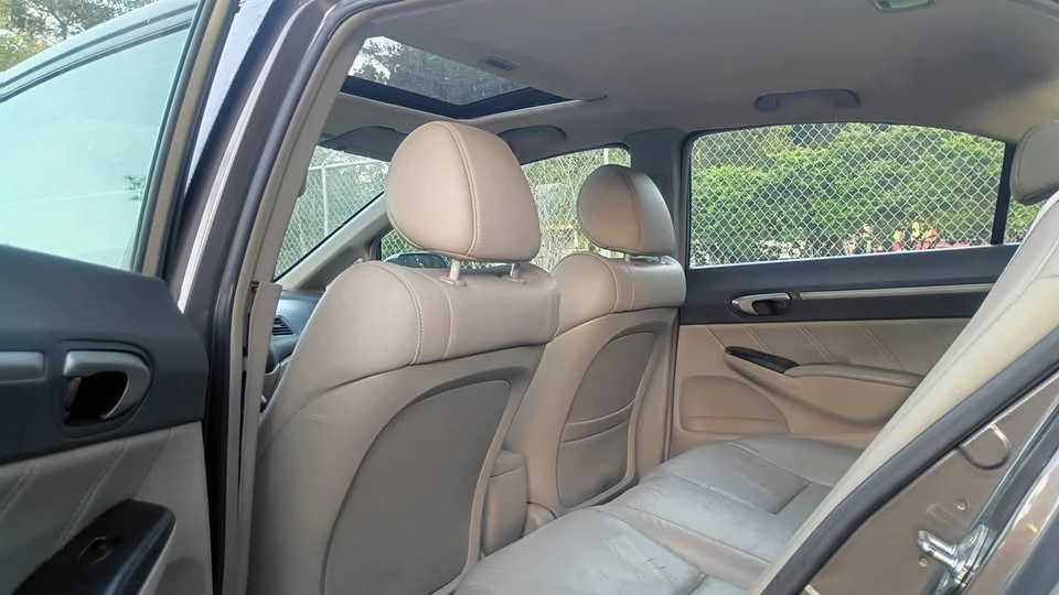 2009 Honda Civic 8th Gen - Image 15 of 18
