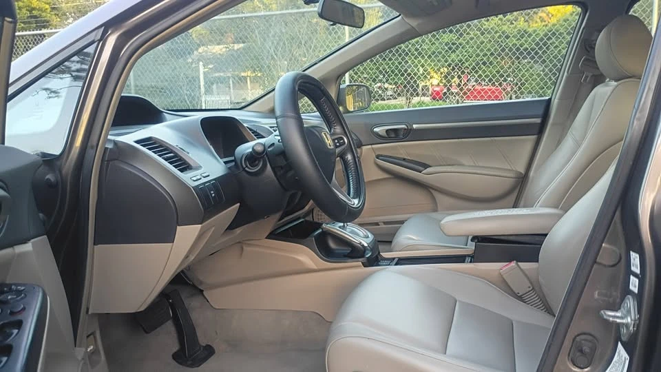 2009 Honda Civic 8th Gen - Image 14 of 18