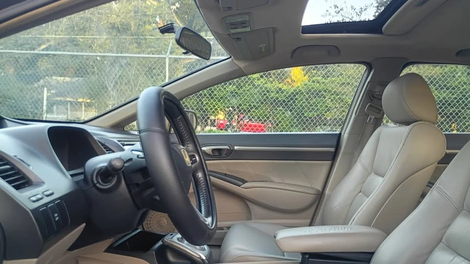 2009 Honda Civic 8th Gen - Image 13 of 18