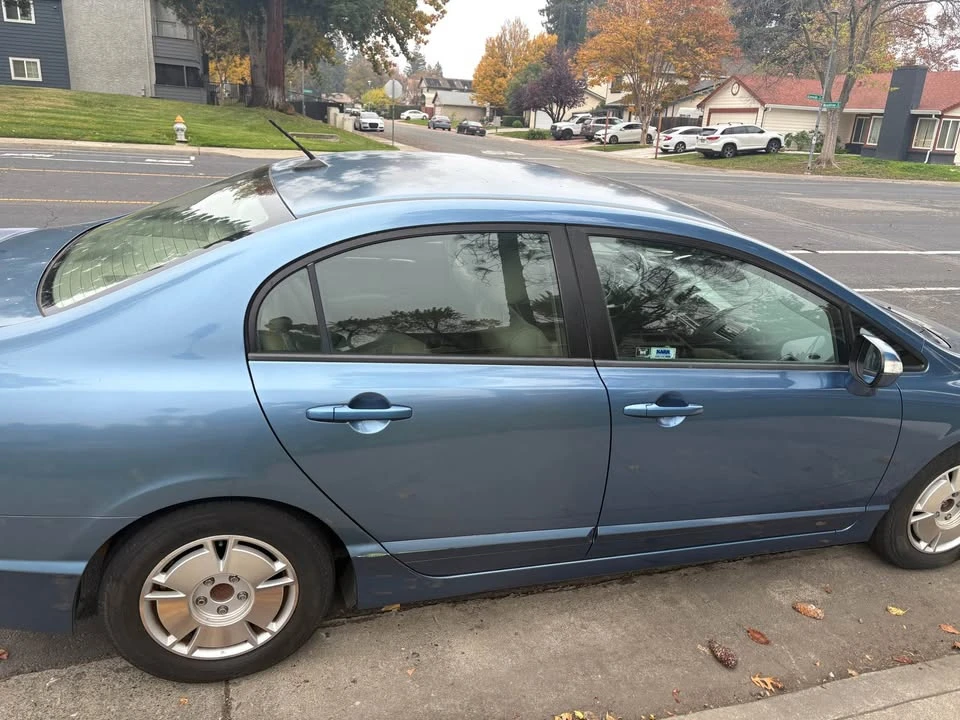 2009 Honda Civic 8th Gen - Image 2 of 5
