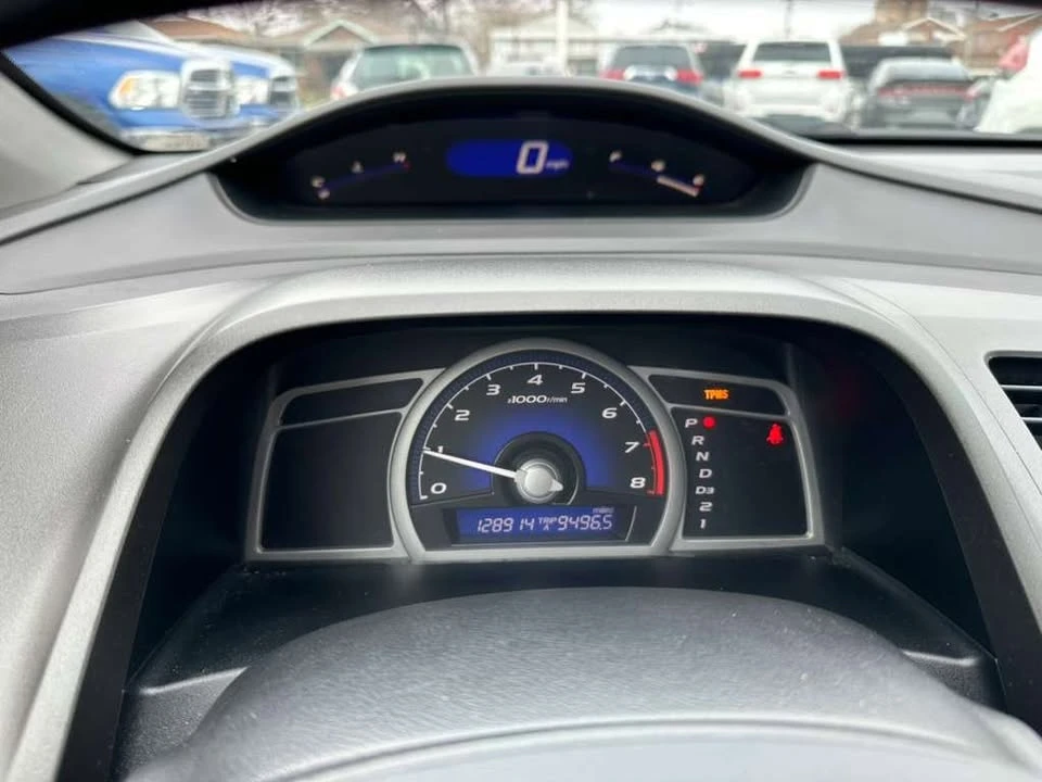 2009 Honda Civic 8th Gen - Image 12 of 20