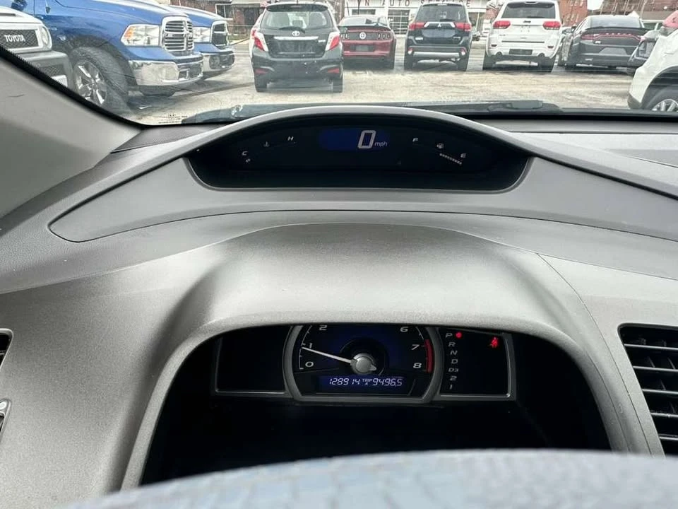 2009 Honda Civic 8th Gen - Image 15 of 20
