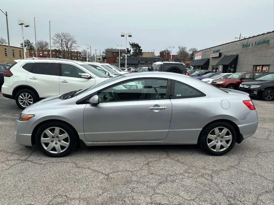 2009 Honda Civic 8th Gen - Image 7 of 20