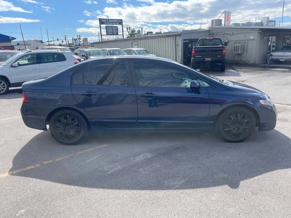 2009 Honda Civic 8th Gen - Image 3 of 19