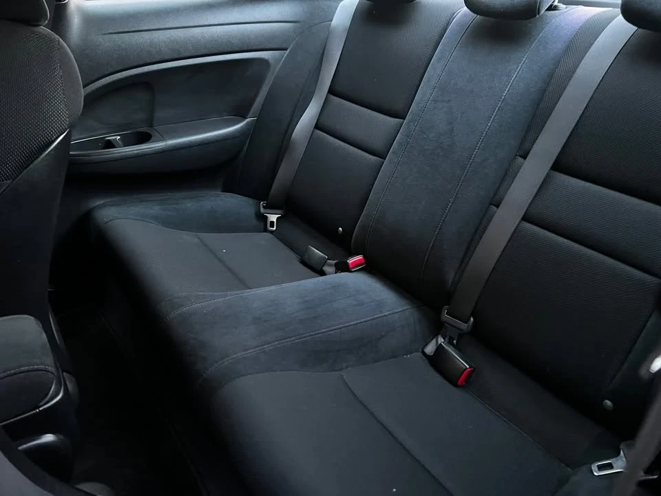 2009 Honda Civic Si 8th Gen - Image 3 of 5