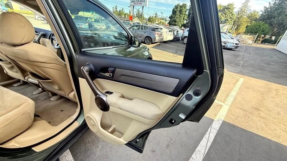 2009 Honda CR-V 3rd Gen - Image 8 of 15