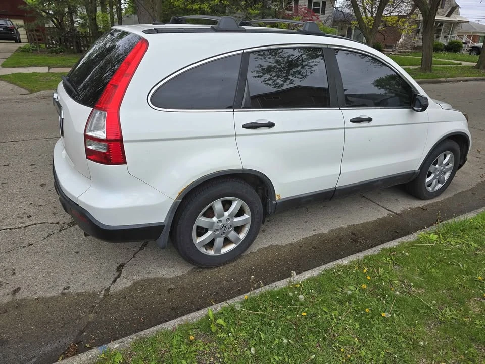 2009 Honda CR-V 3rd Gen - Image 3 of 15