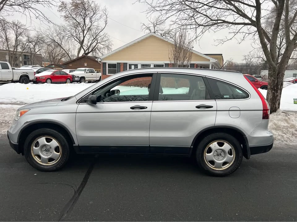 2009 Honda CR-V 3rd Gen - Image 2 of 11