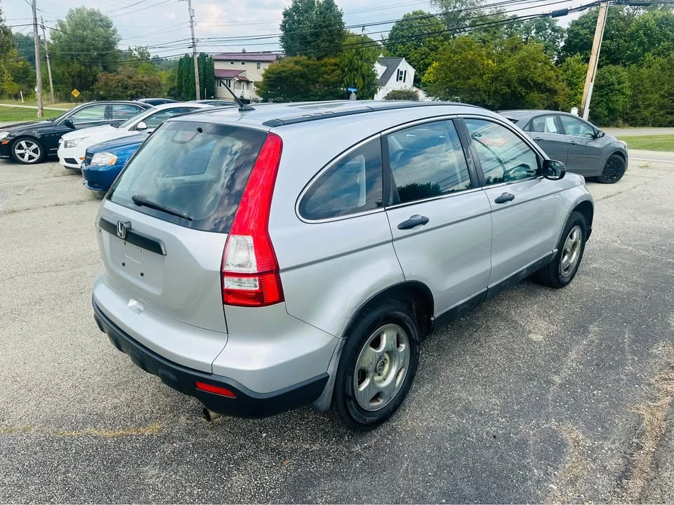 2009 Honda CR-V 3rd Gen - Image 2 of 10