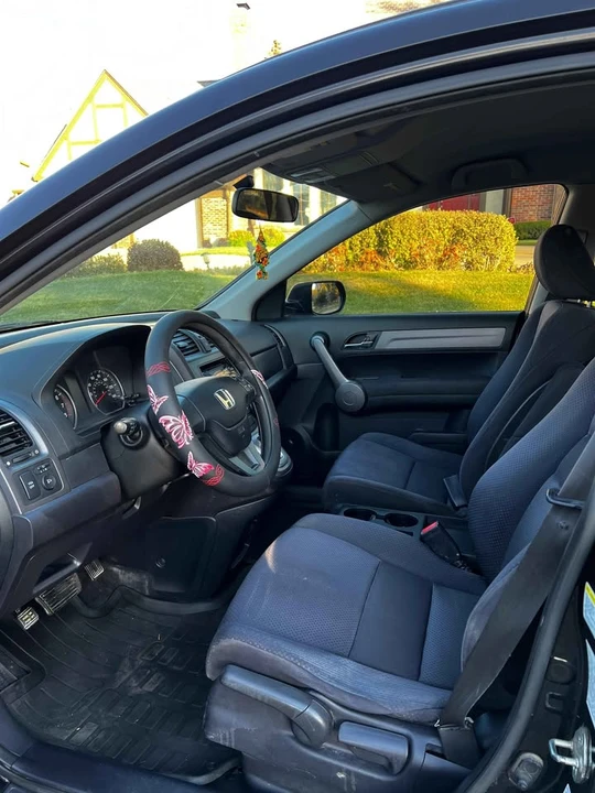 2009 Honda CR-V 3rd Gen - Image 5 of 9