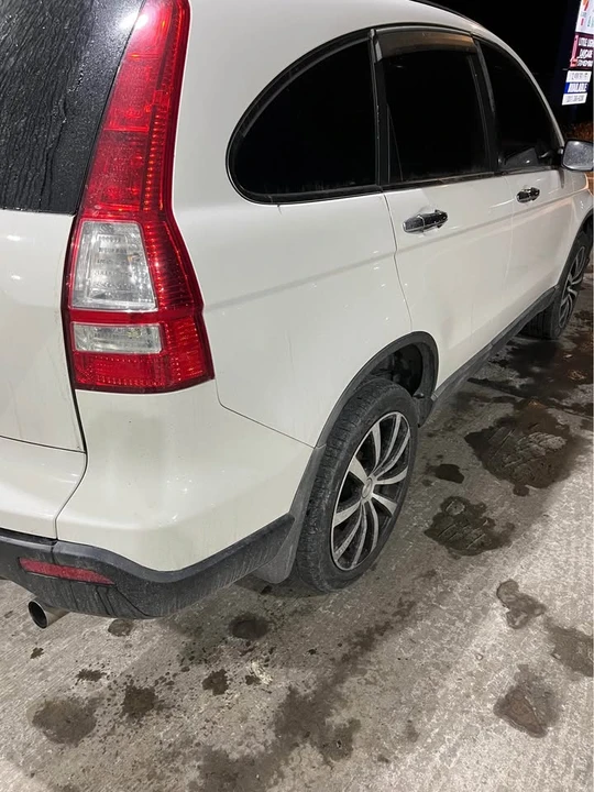2009 Honda CR-V 3rd Gen - Image 2 of 3