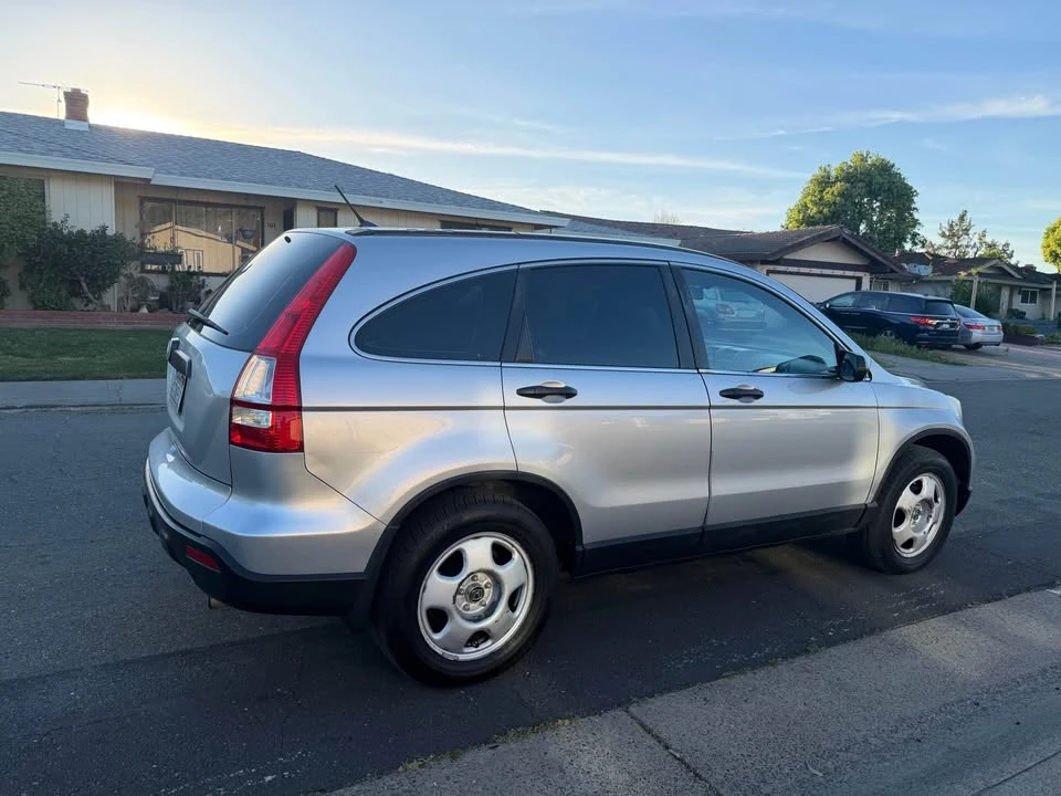 2009 Honda CR-V 3rd Gen - Image 8 of 13