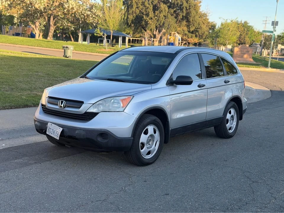 2009 Honda CR-V 3rd Gen - Image 2 of 13
