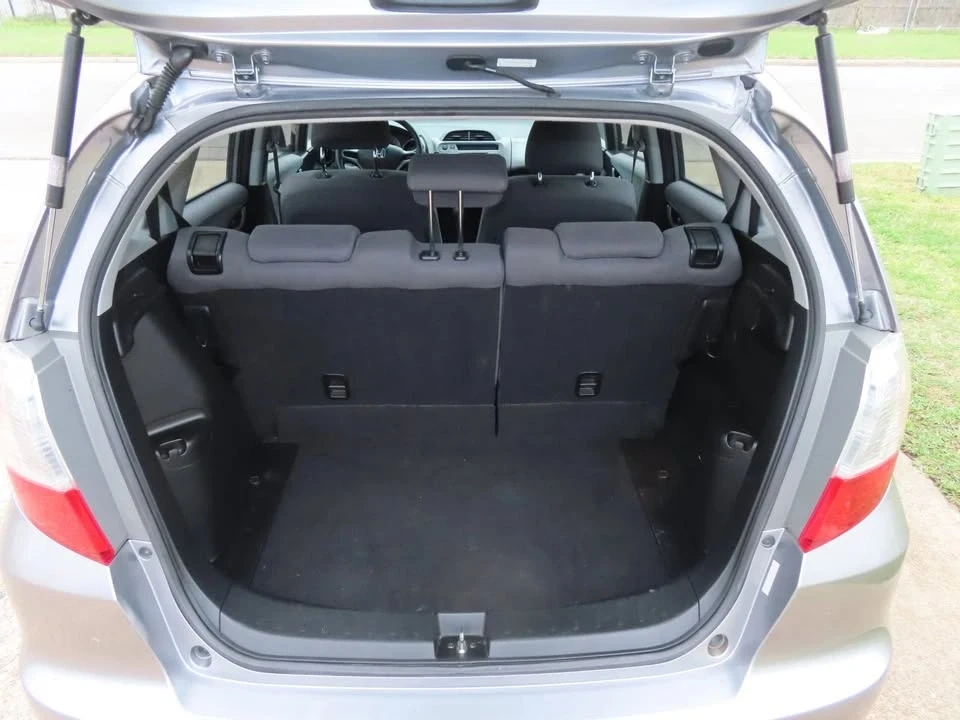 2009 Honda Fit - Image 10 of 20