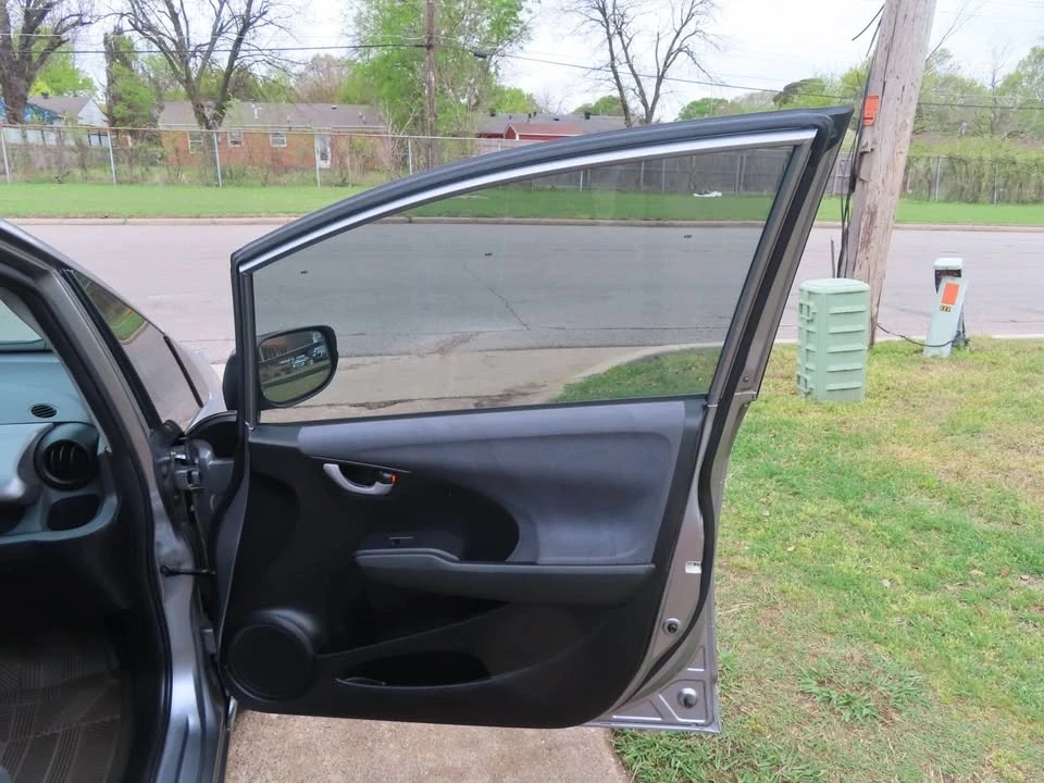 2009 Honda Fit - Image 17 of 20