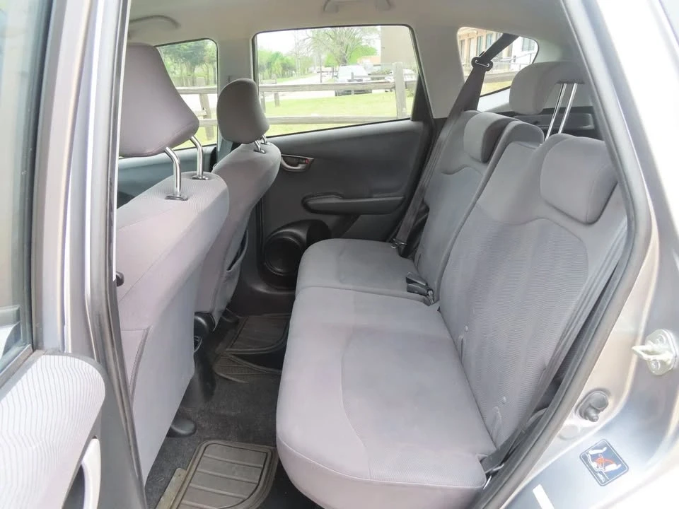 2009 Honda Fit - Image 15 of 20