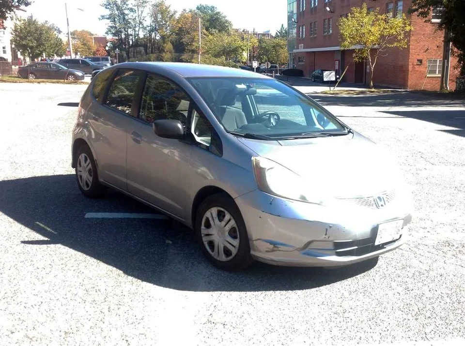 2009 Honda Fit - Image 2 of 10