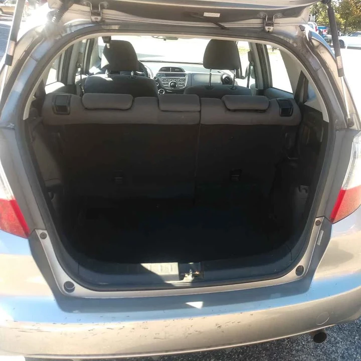 2009 Honda Fit - Image 9 of 10