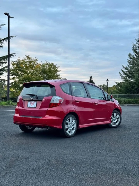 2009 Honda Fit - Image 2 of 9