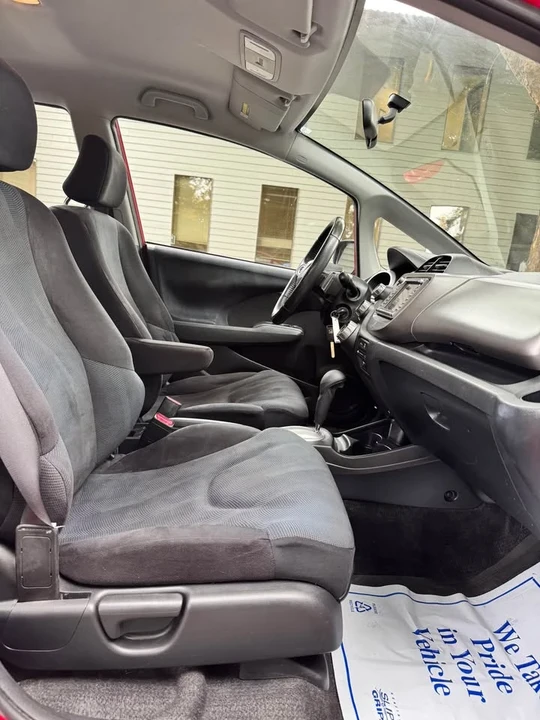 2009 Honda Fit - Image 9 of 9