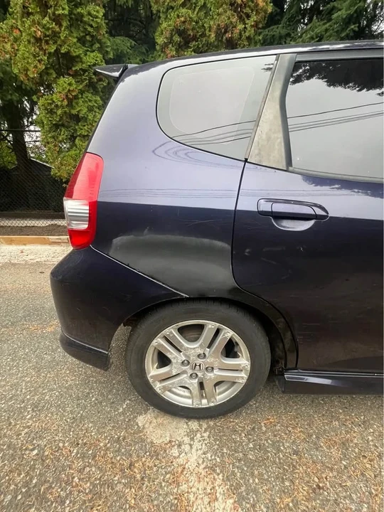 2009 Honda Fit - Image 18 of 18