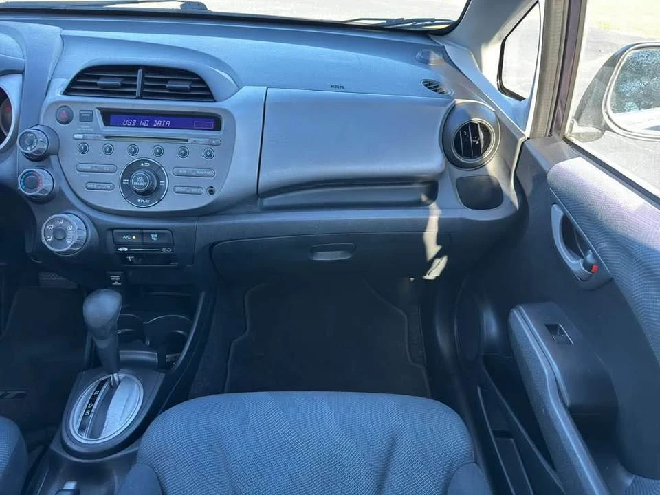2009 Honda Fit - Image 9 of 18