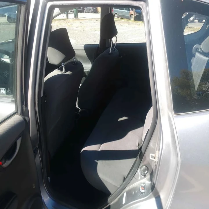 2009 Honda Fit - Image 8 of 10