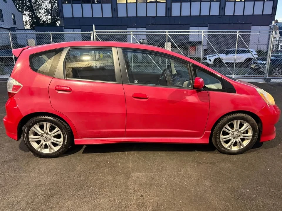 2009 Honda Fit - Image 5 of 15