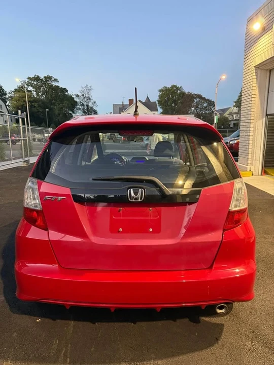 2009 Honda Fit - Image 11 of 15