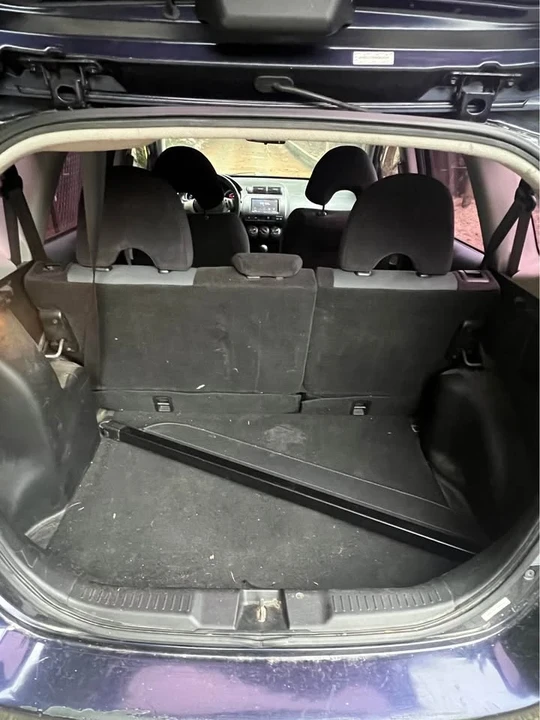 2009 Honda Fit - Image 11 of 18