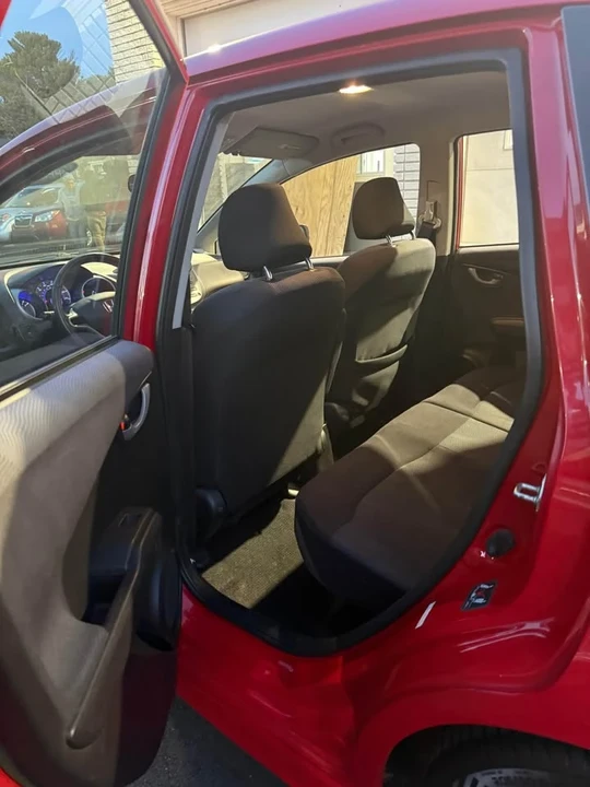 2009 Honda Fit - Image 8 of 15
