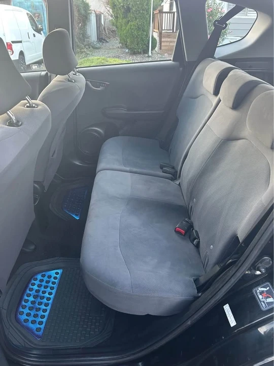 2009 Honda Fit - Image 8 of 8