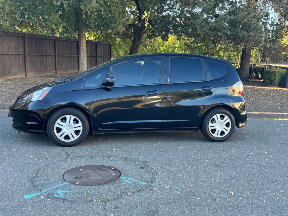 2009 Honda Fit - Image 2 of 8